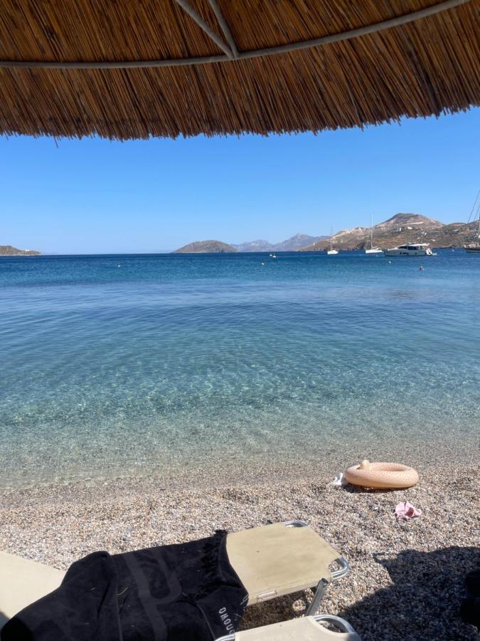 Artemis Suite Agia Marina  Esterno foto