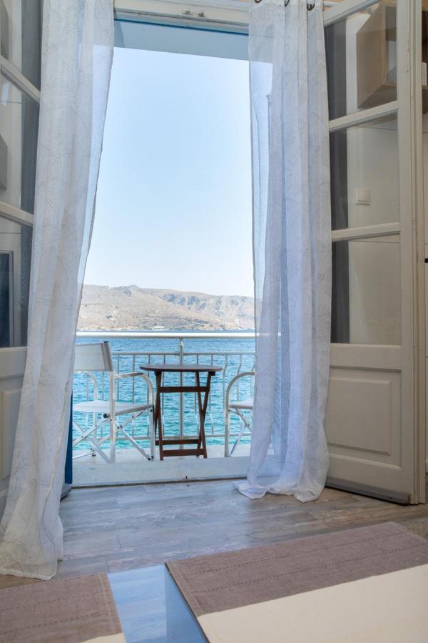 Artemis Suite Agia Marina  Esterno foto